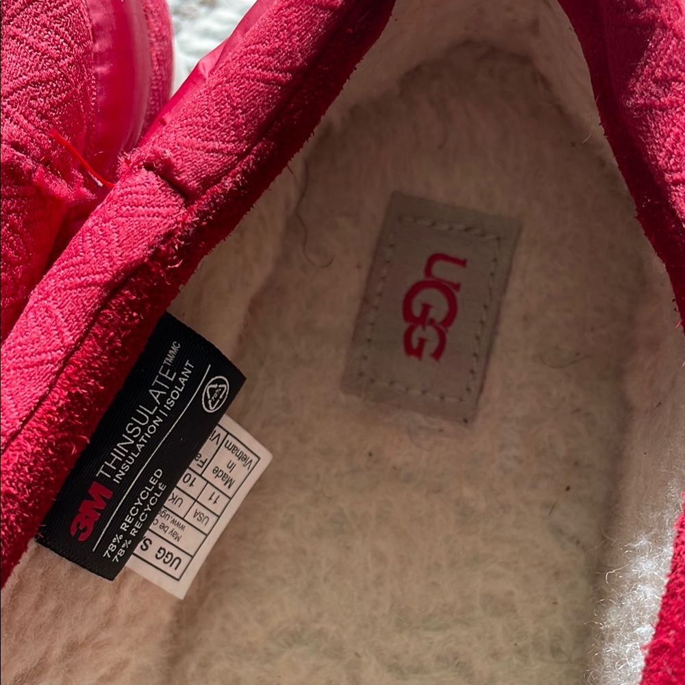 UGGs - Picture 3 of 7